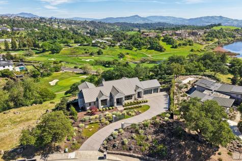 3758 Skyfarm Drive Santa Rosa CA 95403