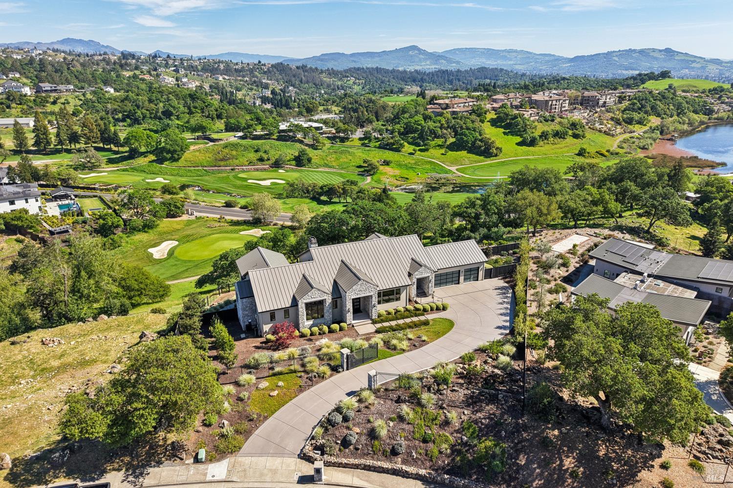 3758 Skyfarm Drive Santa Rosa CA 95403