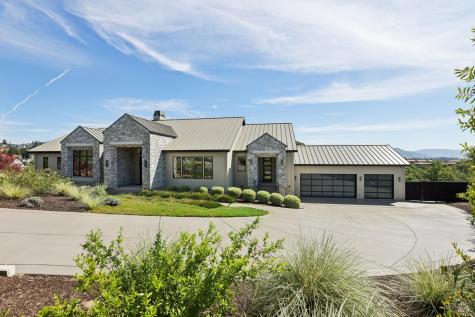 3758 Skyfarm Drive Santa Rosa CA 95403
