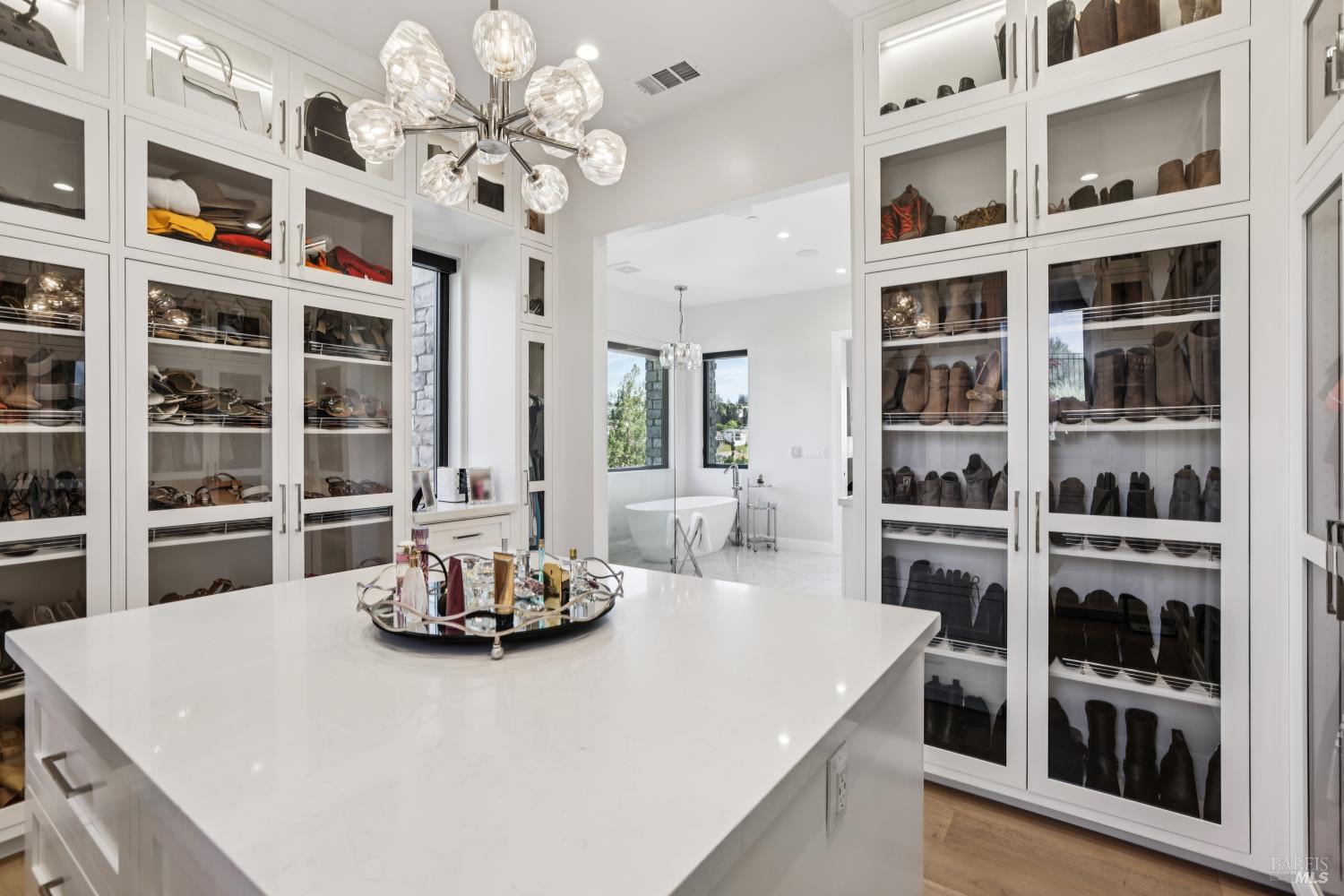 3758 Skyfarm Drive Santa Rosa CA 95403
