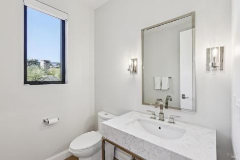 3758 Skyfarm Drive Santa Rosa CA 95403