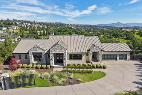 3758 Skyfarm Drive Santa Rosa CA 95403