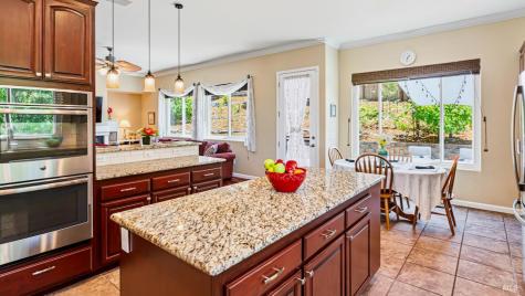1450 Nighthawk Place Santa Rosa CA 95409
