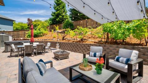 1450 Nighthawk Place Santa Rosa CA 95409