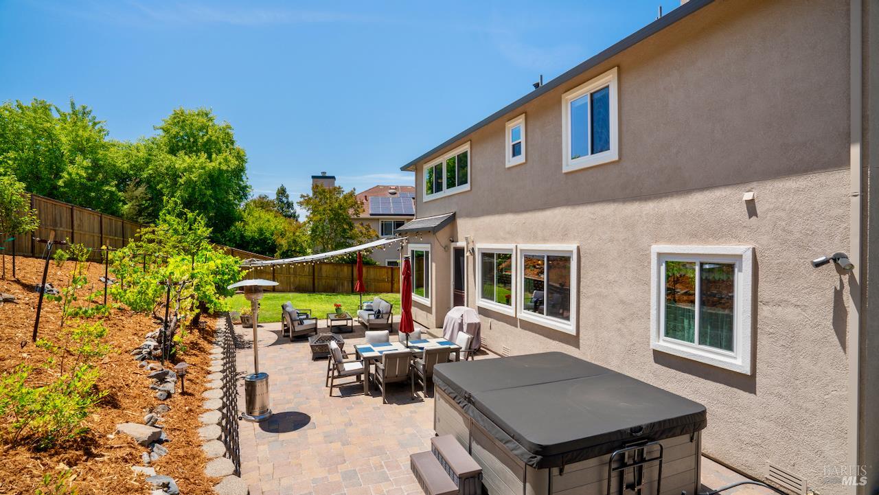 1450 Nighthawk Place Santa Rosa CA 95409