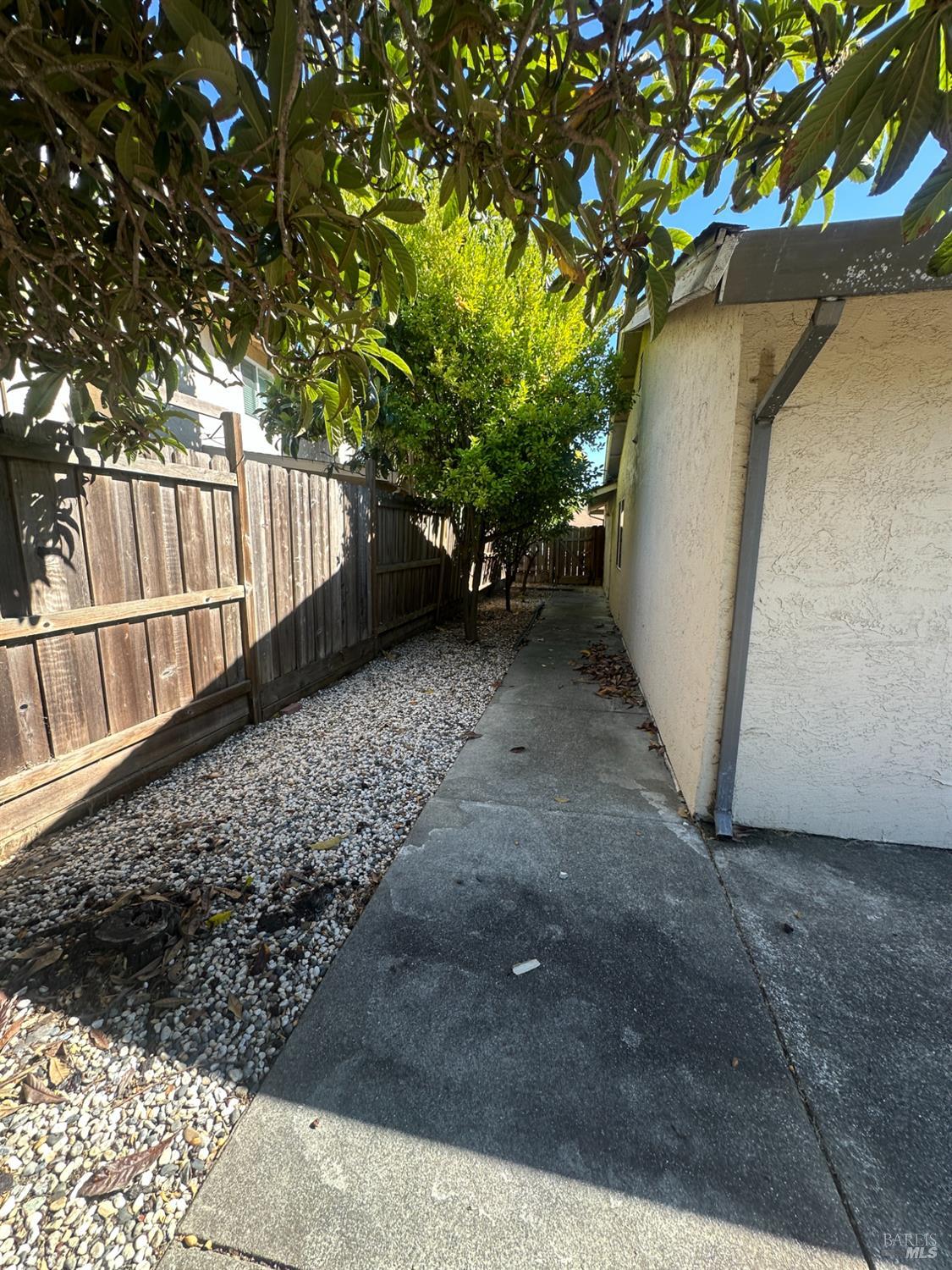 484 Basalt Drive Vallejo CA 94589