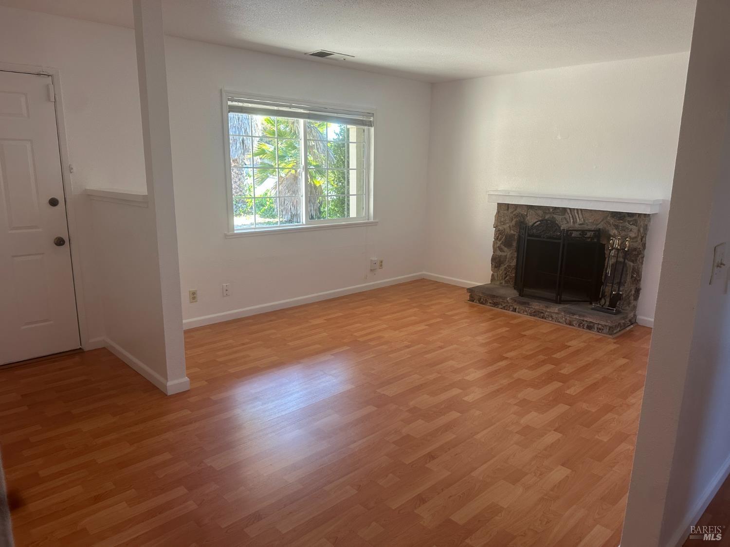 484 Basalt Drive Vallejo CA 94589