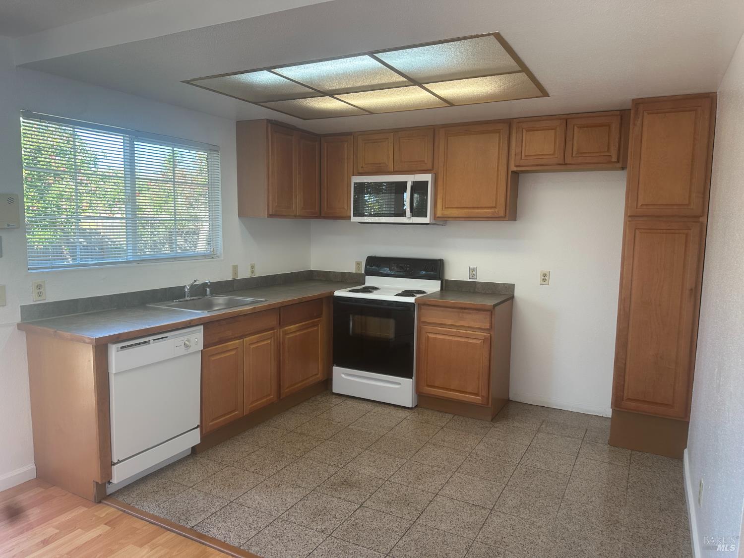 484 Basalt Drive Vallejo CA 94589