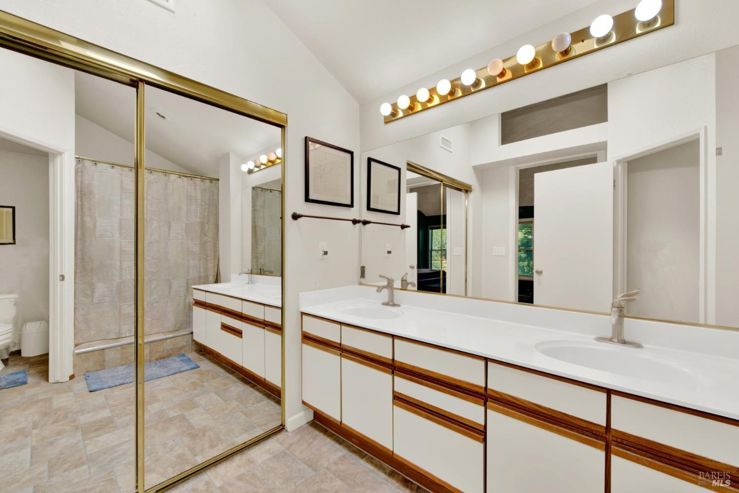 2469 Bay Hill Circle Fairfield CA 94534