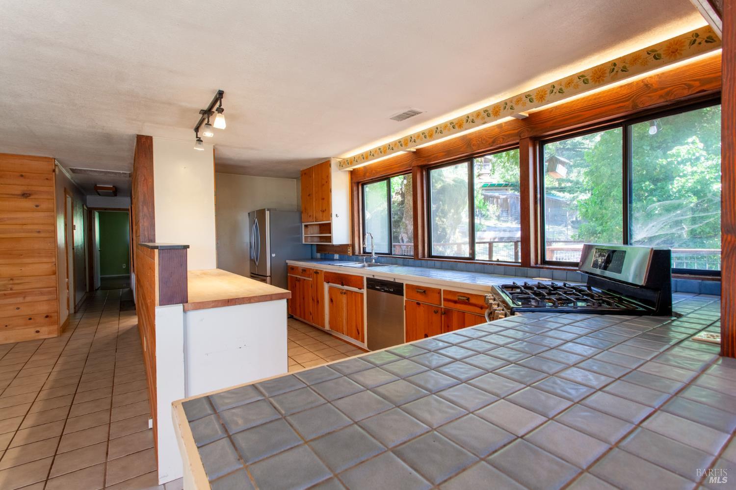 26961 Poppy Drive Willits CA 95490