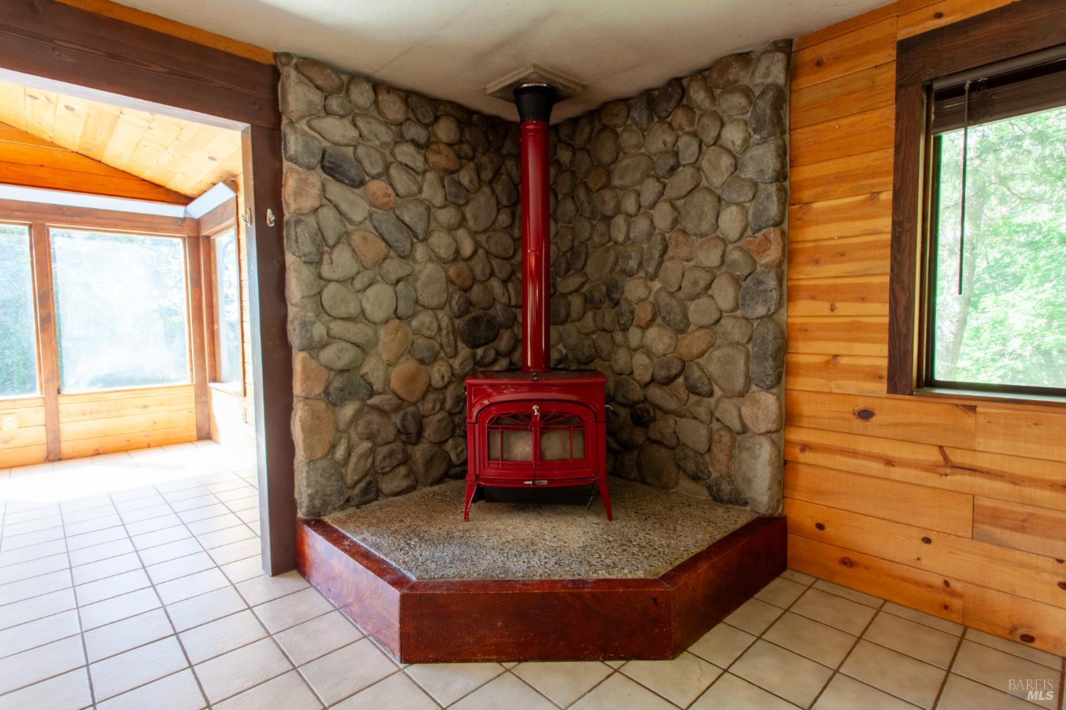 26961 Poppy Drive Willits CA 95490