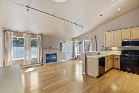 7095 Hastings Place Windsor CA 95492