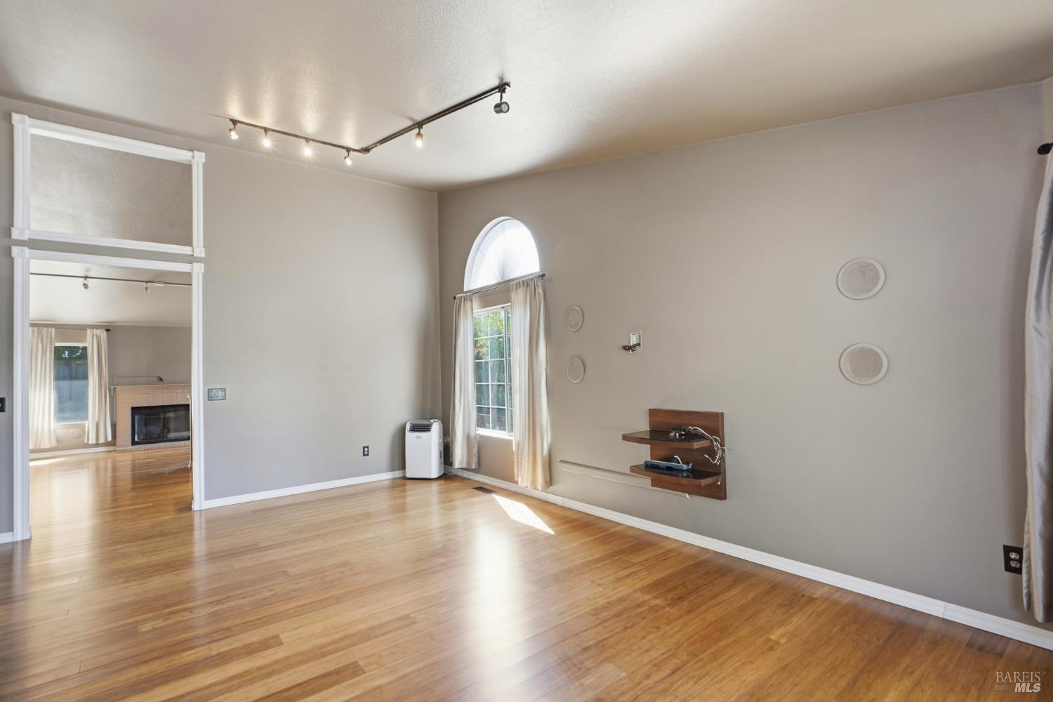 7095 Hastings Place Windsor CA 95492