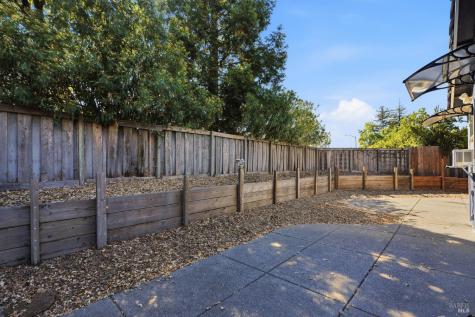 7095 Hastings Place Windsor CA 95492