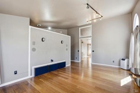 7095 Hastings Place Windsor CA 95492
