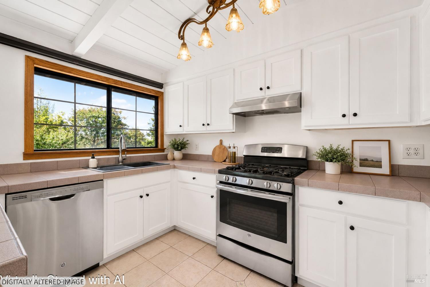 5325 Lone Pine Road Sebastopol CA 95472
