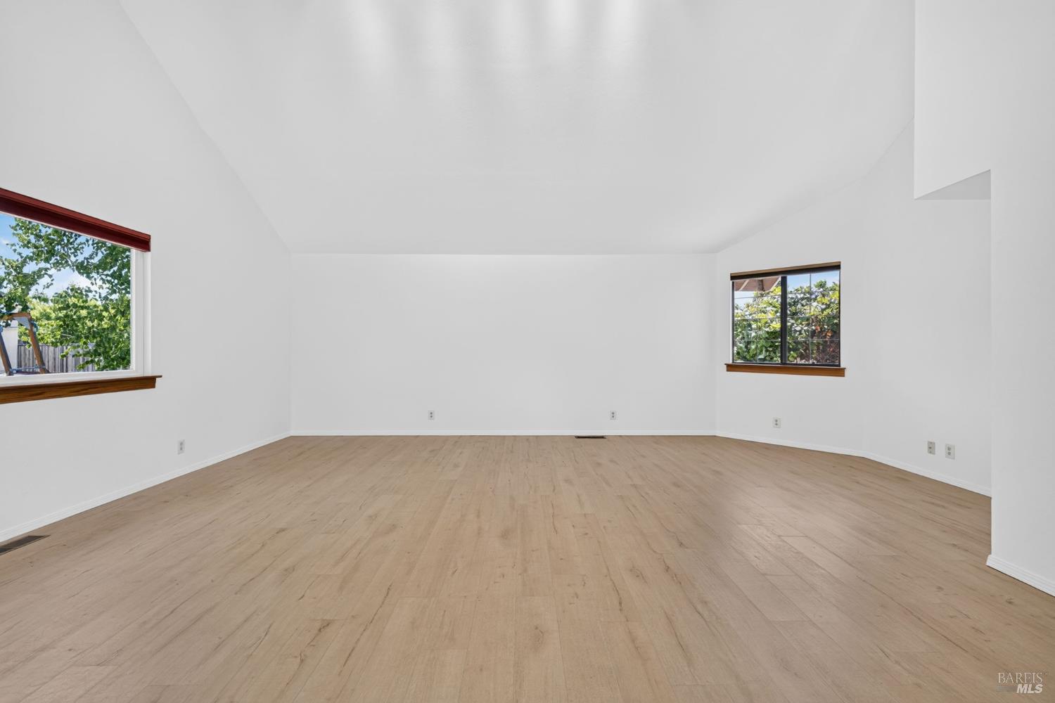 5325 Lone Pine Road Sebastopol CA 95472