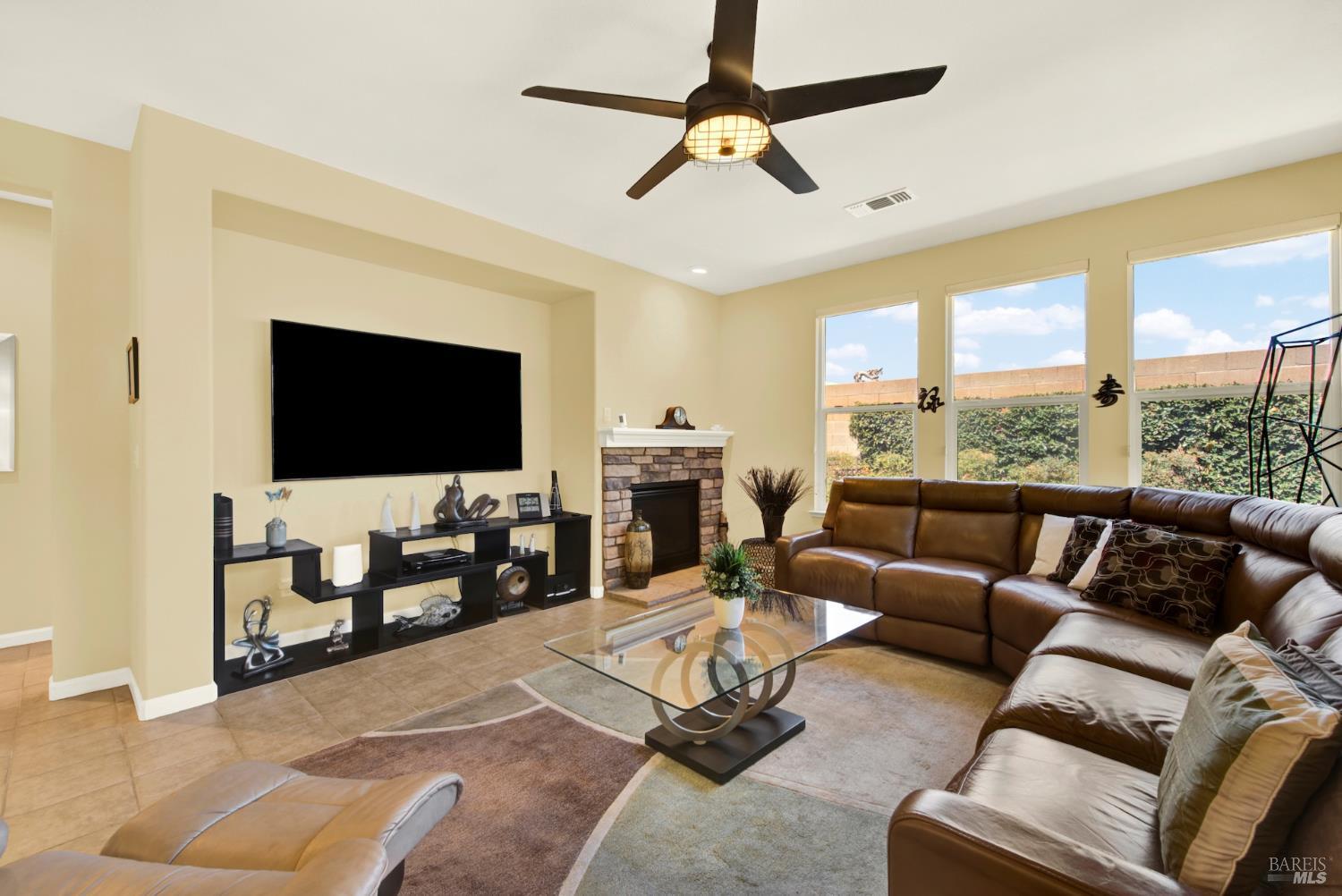 407 Three Rivers Way Rio Vista CA 94571