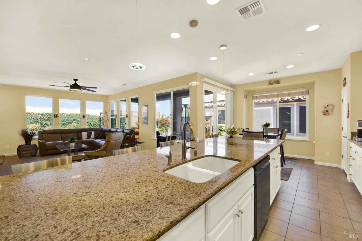 407 Three Rivers Way Rio Vista CA 94571