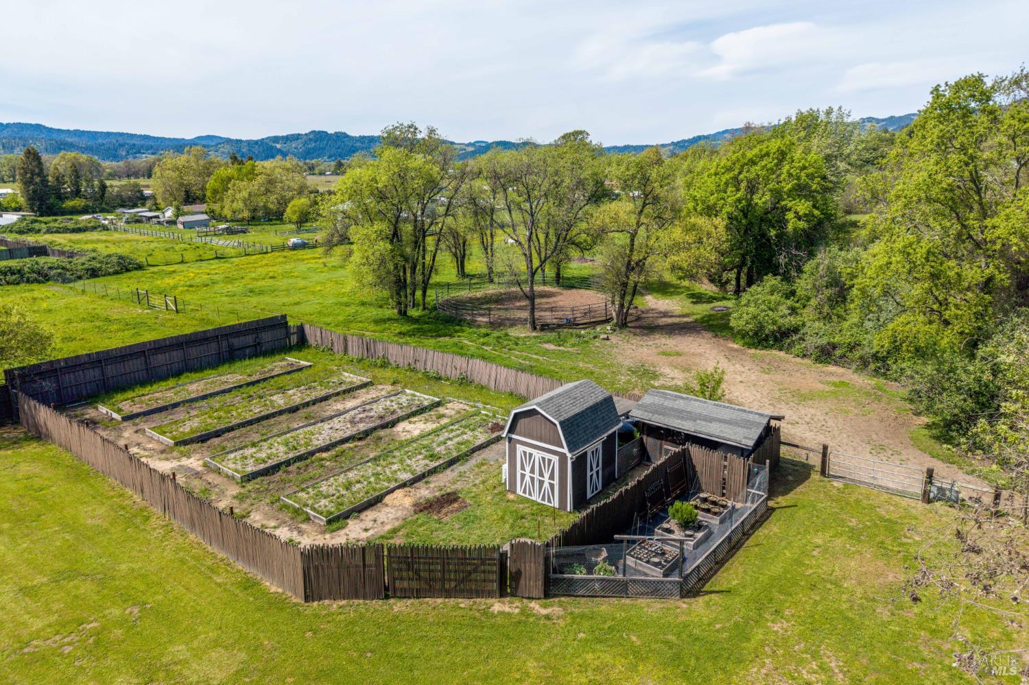 2150 Valley Road Willits CA 95490