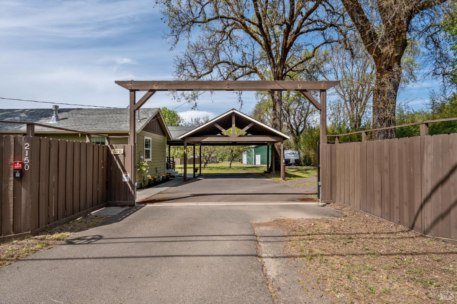 2150 Valley Road Willits CA 95490