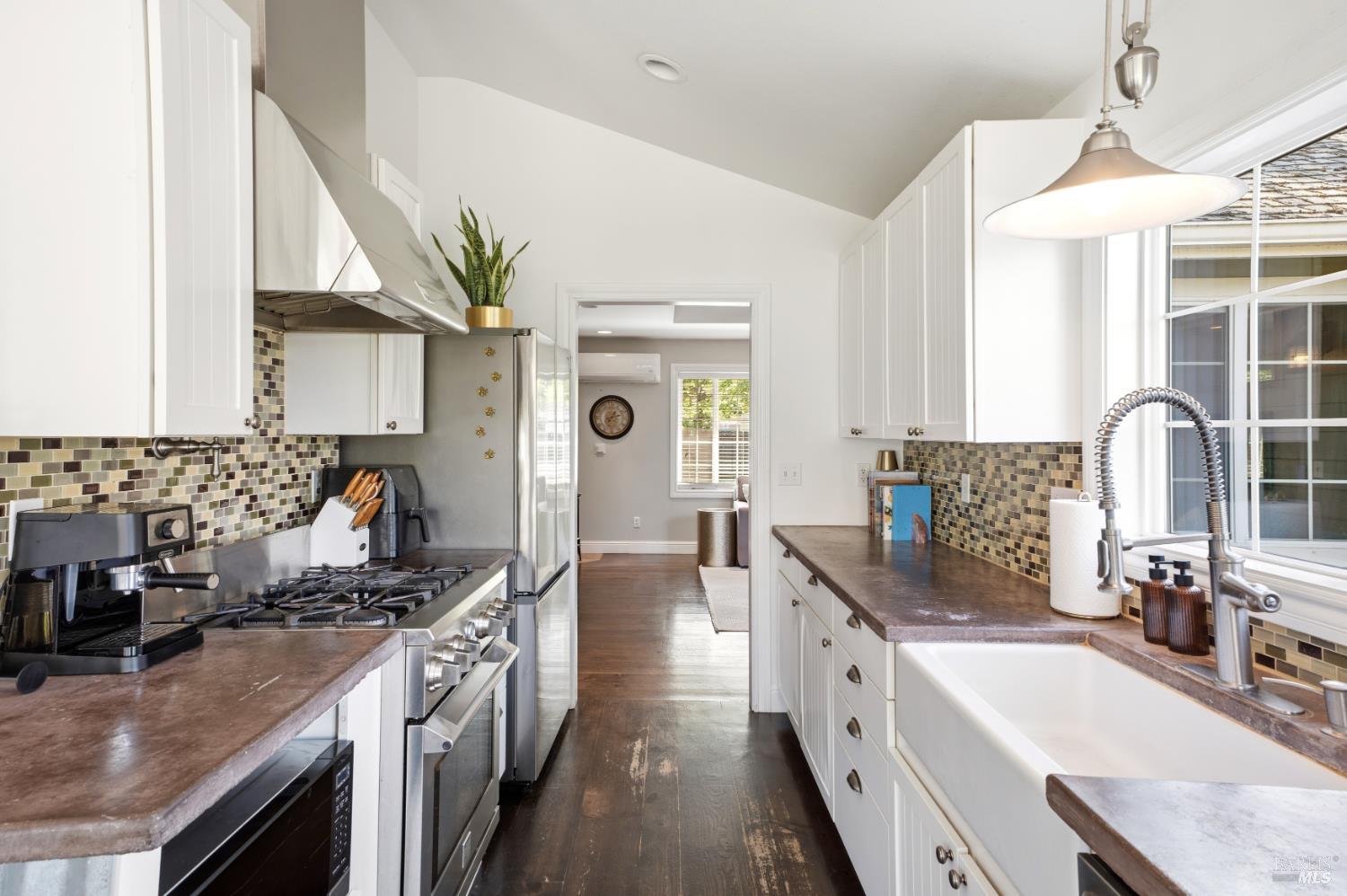 2150 Valley Road Willits CA 95490