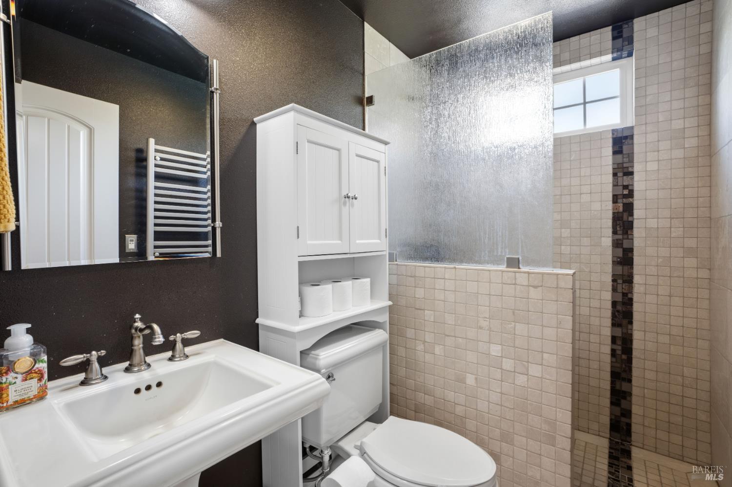 2150 Valley Road Willits CA 95490