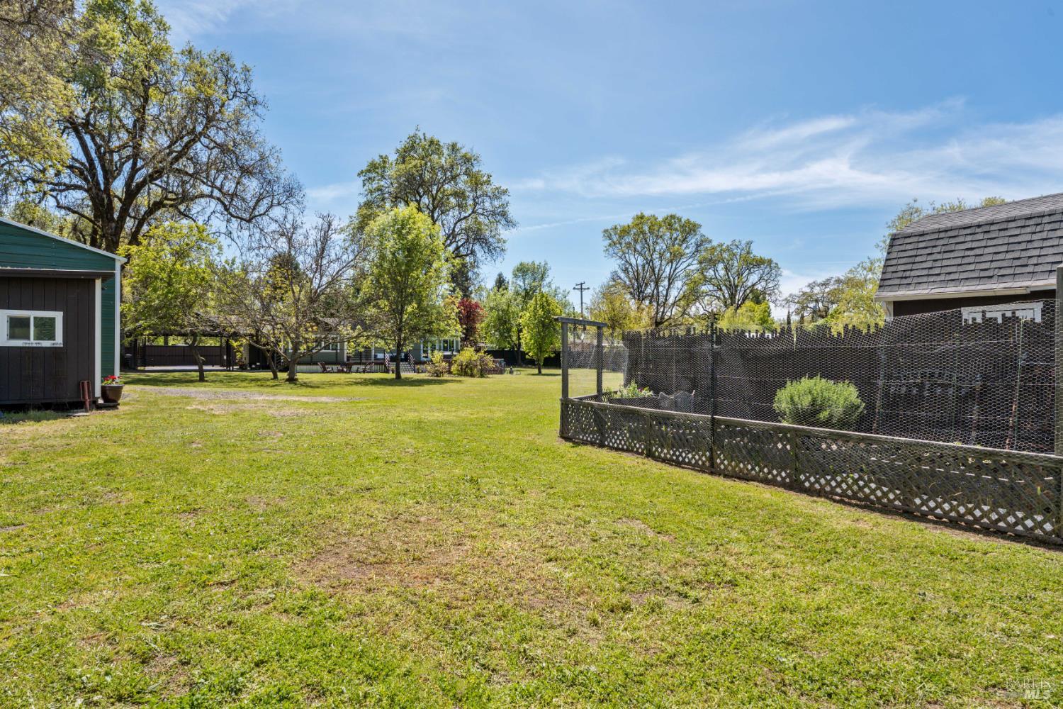 2150 Valley Road Willits CA 95490