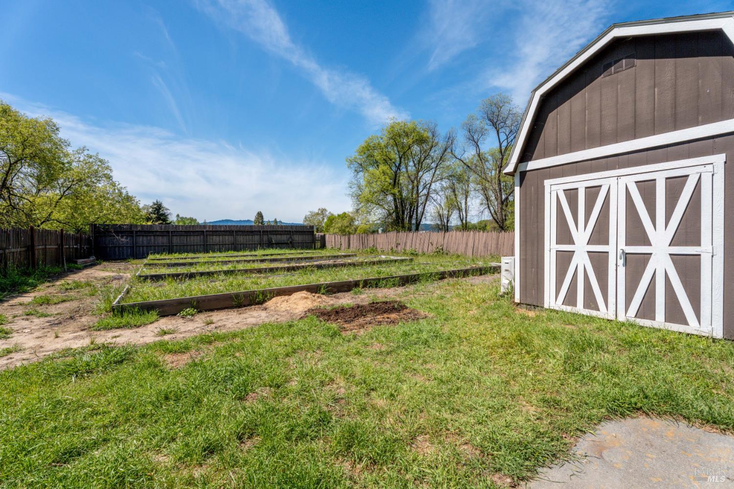 2150 Valley Road Willits CA 95490