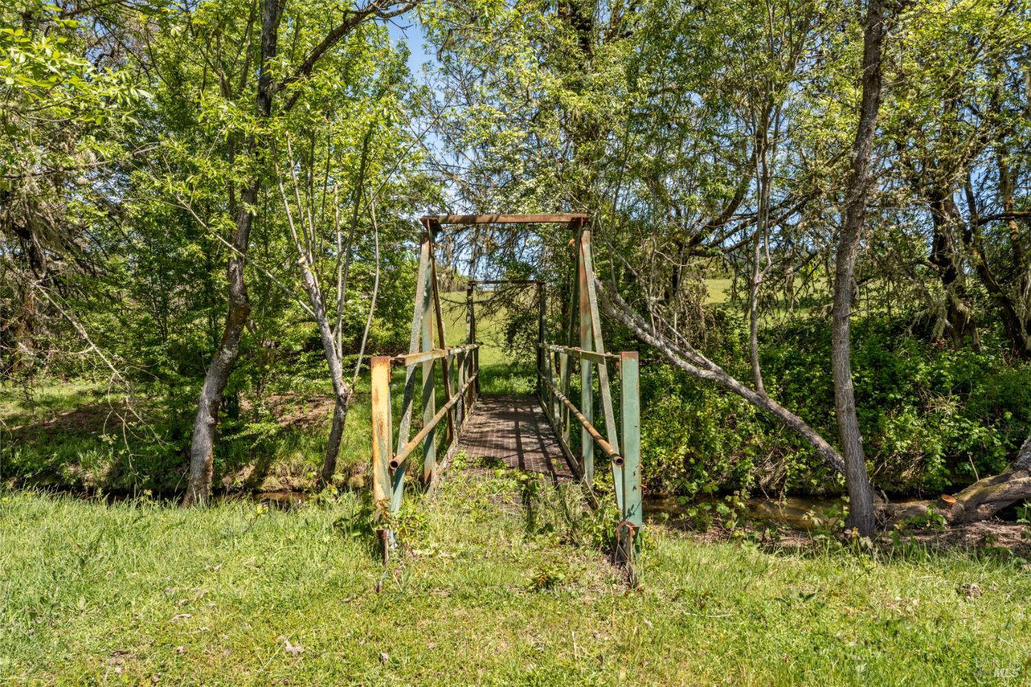 2150 Valley Road Willits CA 95490