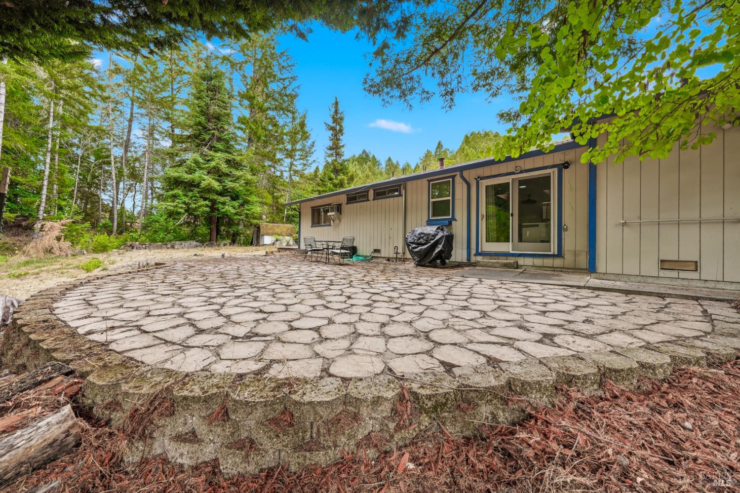 2865 Primrose Drive Willits CA 95490