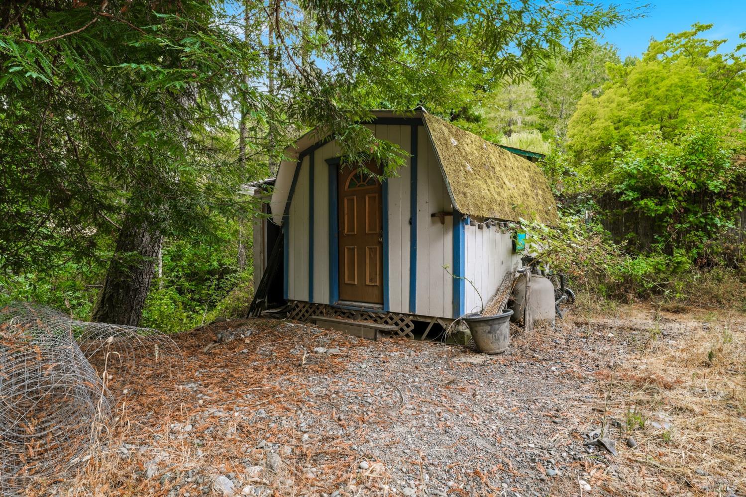 2865 Primrose Drive Willits CA 95490