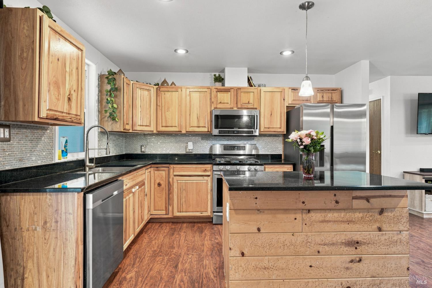 2865 Primrose Drive Willits CA 95490