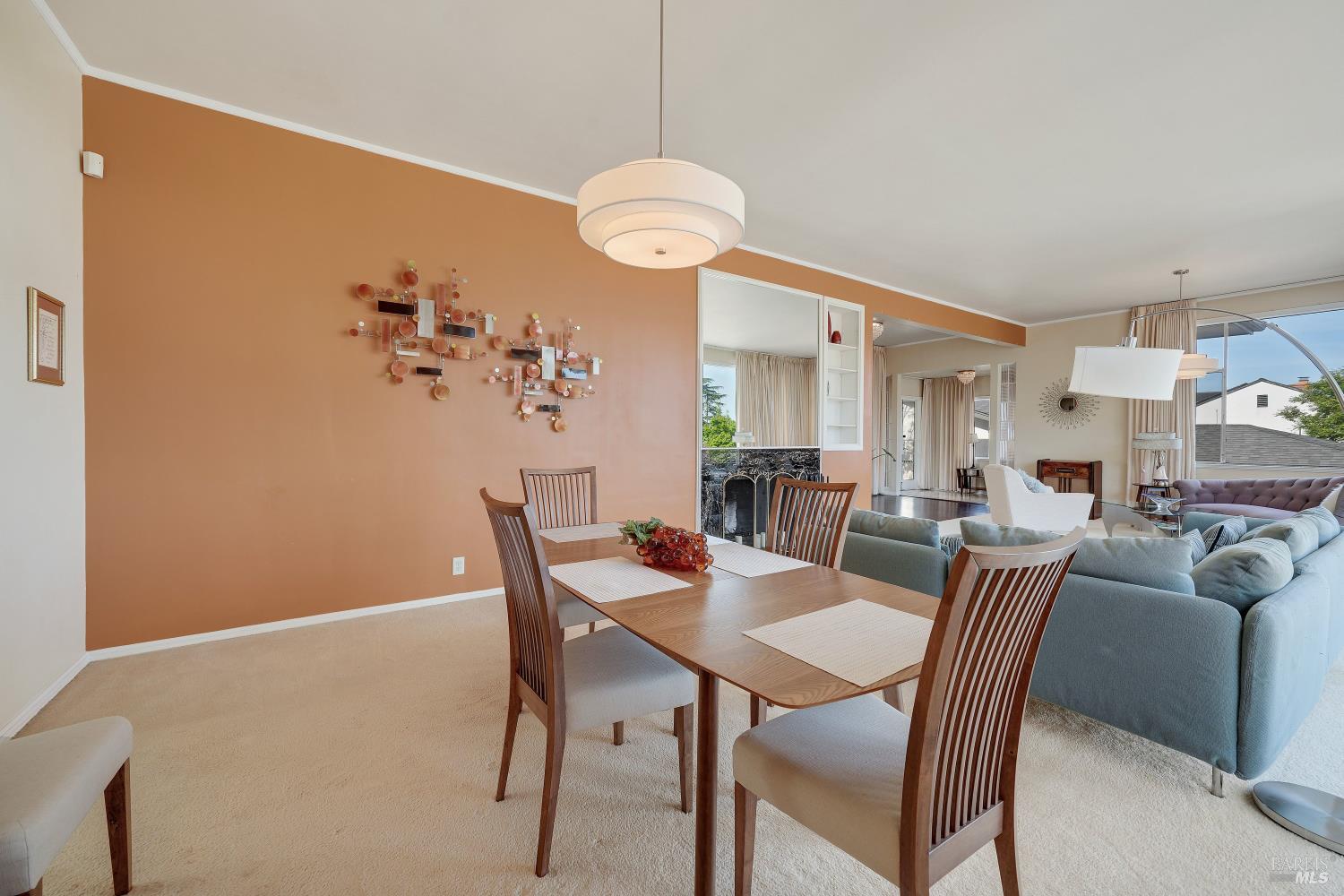 657 Washington Street Vallejo CA 94590