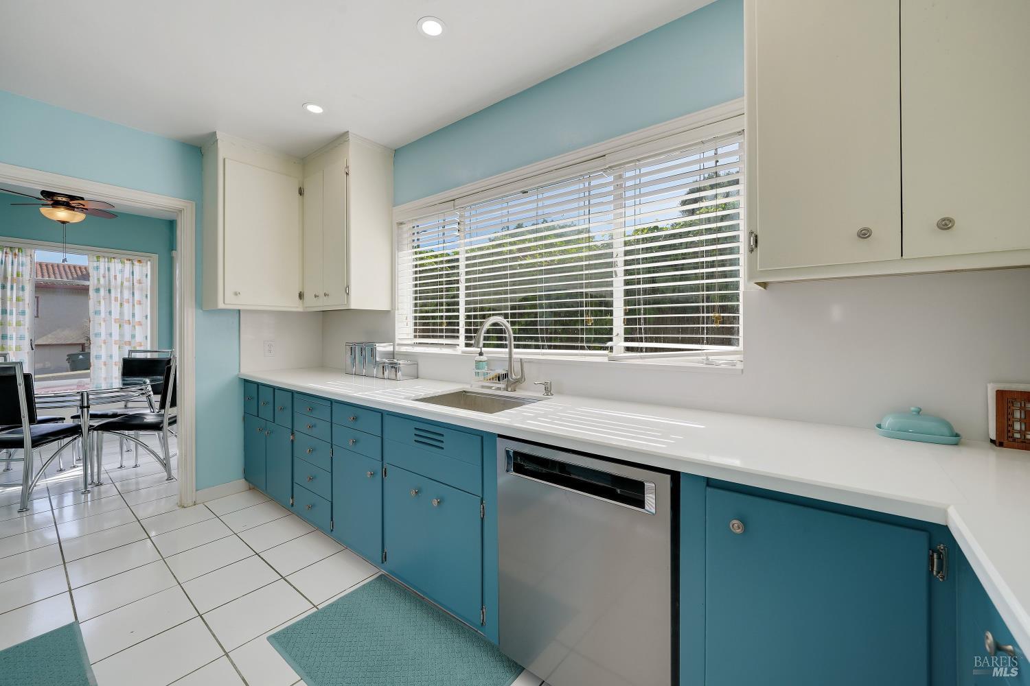 657 Washington Street Vallejo CA 94590
