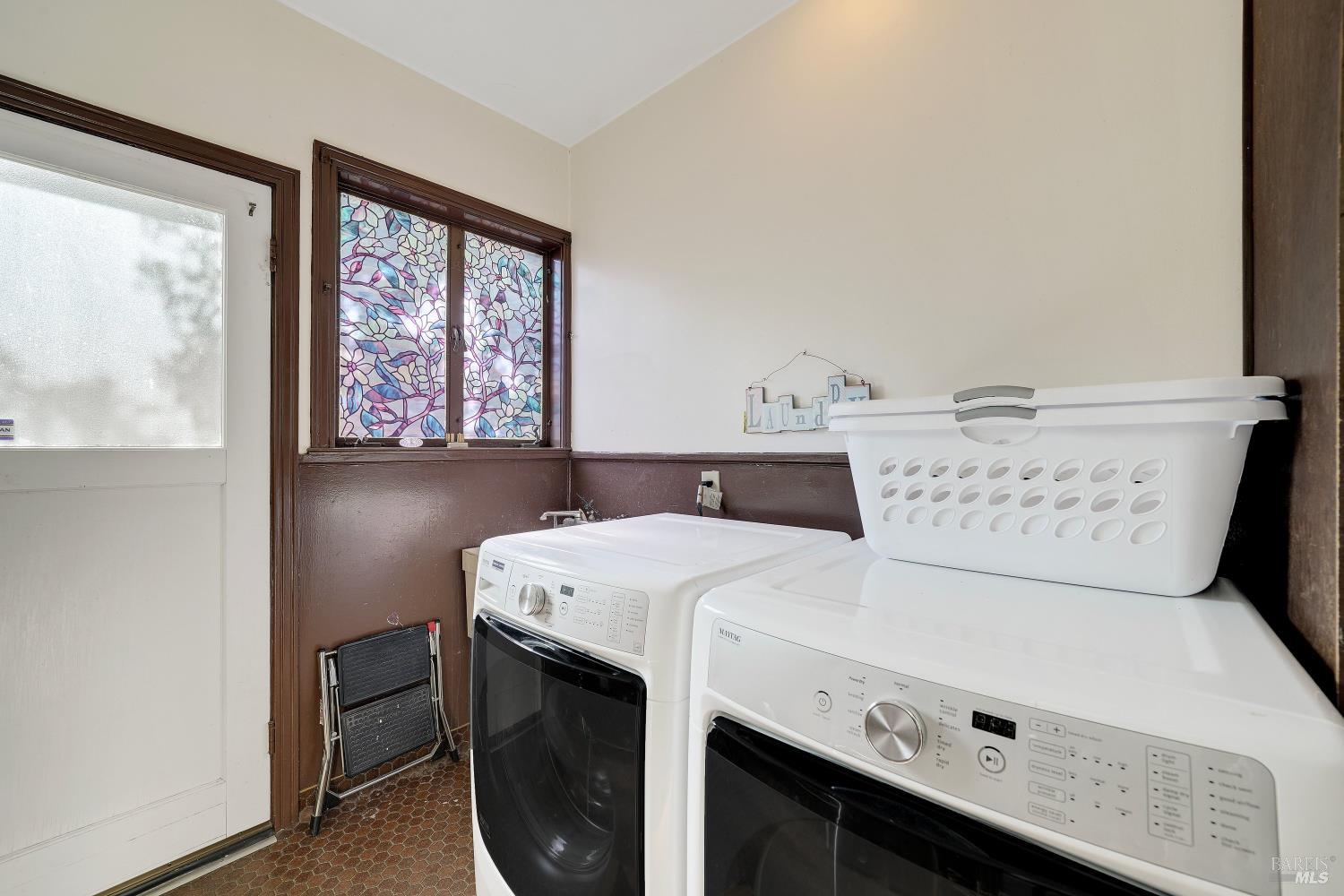 657 Washington Street Vallejo CA 94590