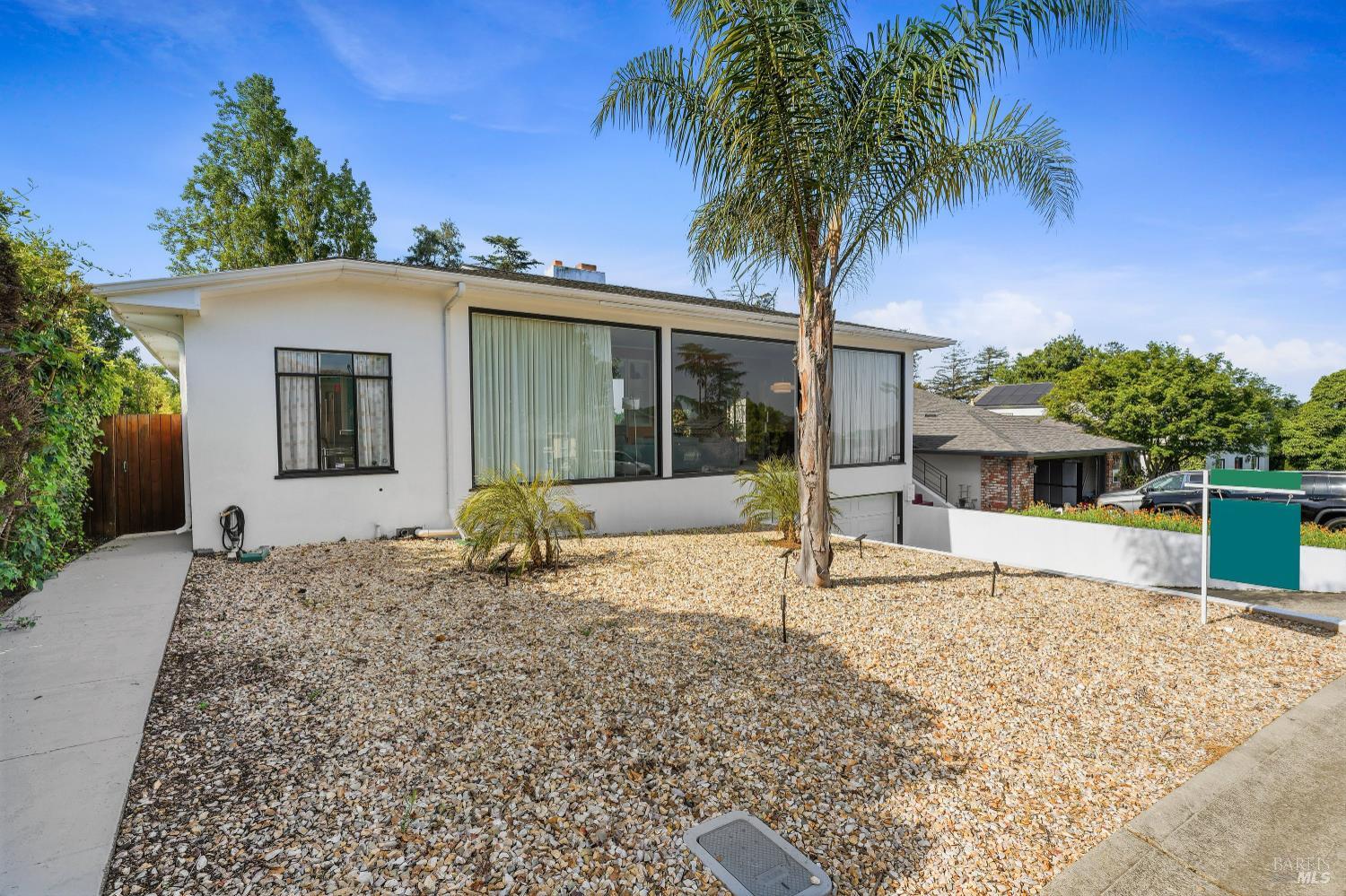 657 Washington Street Vallejo CA 94590