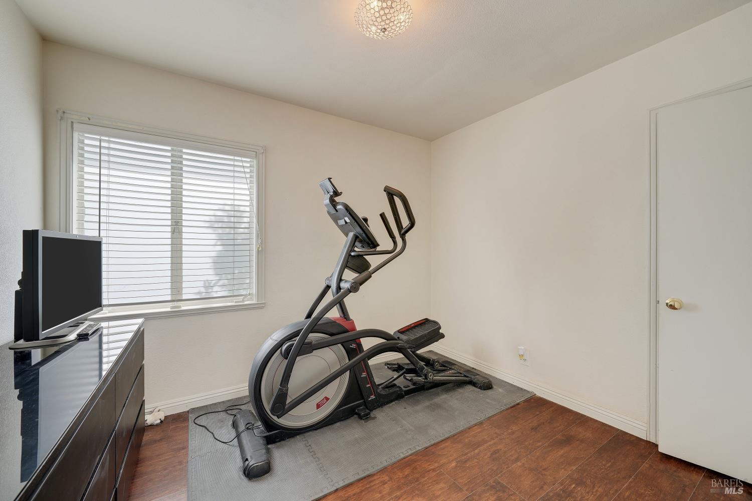 657 Washington Street Vallejo CA 94590