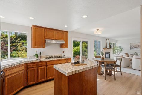 8927 Clothier Lane Cotati CA 94931