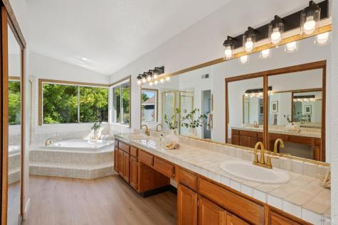 8927 Clothier Lane Cotati CA 94931