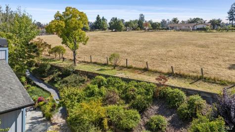 8927 Clothier Lane Cotati CA 94931