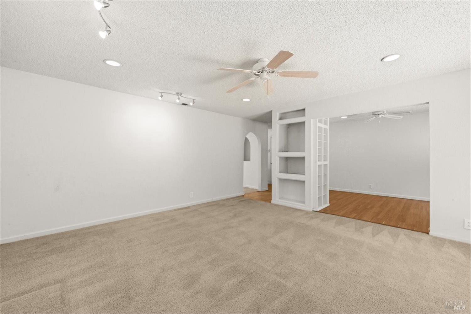 1145 Creekside Drive Vacaville CA 95687