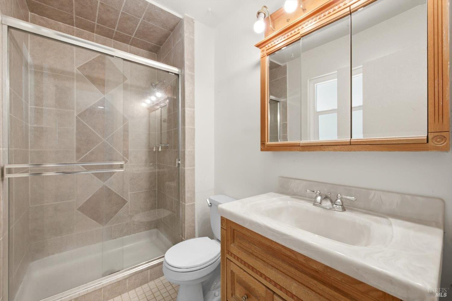 1145 Creekside Drive Vacaville CA 95687