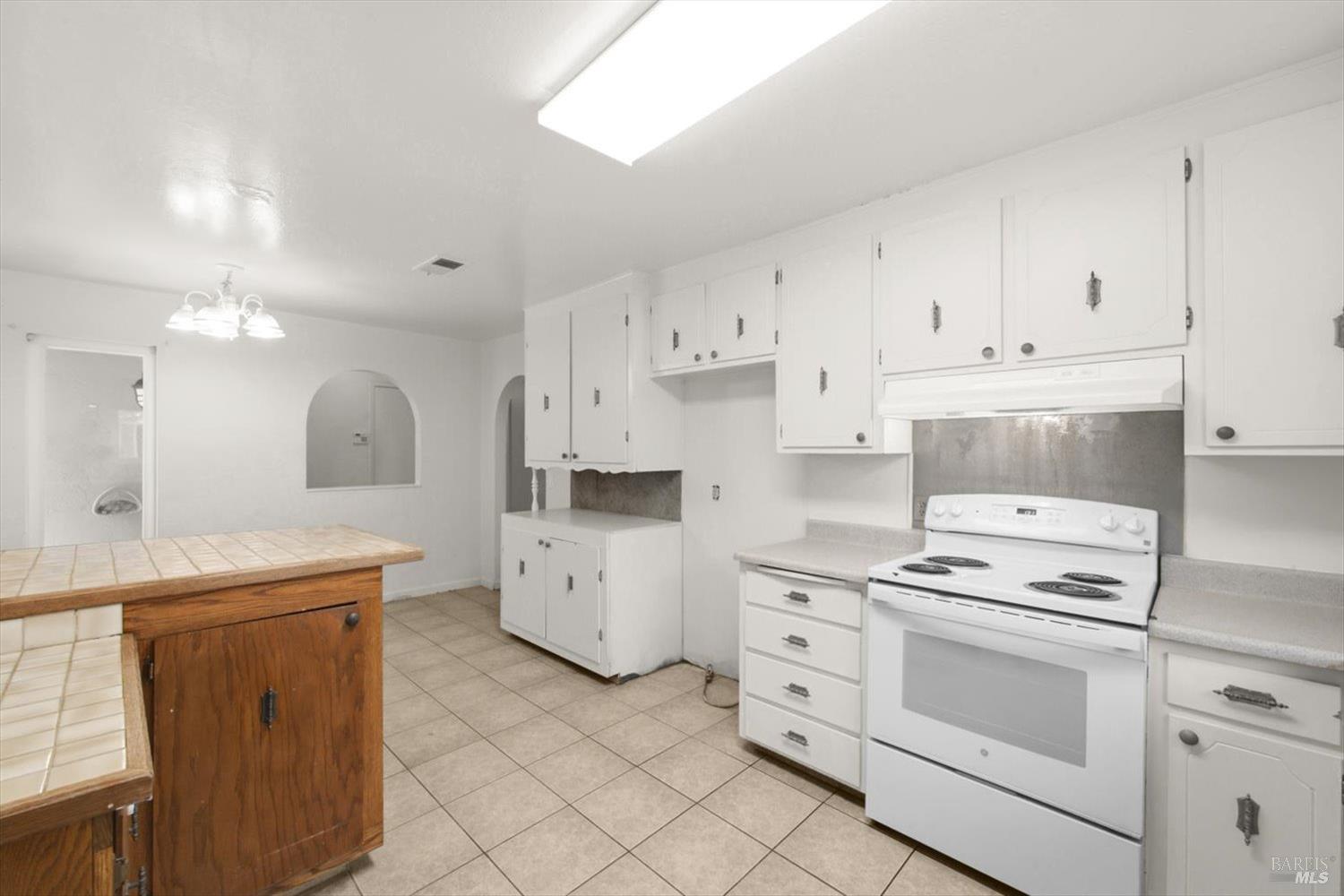 1145 Creekside Drive Vacaville CA 95687