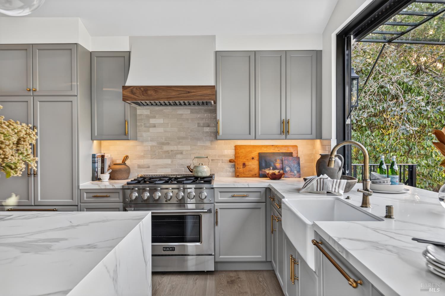 30 Hawthorne Avenue San Anselmo CA 94960