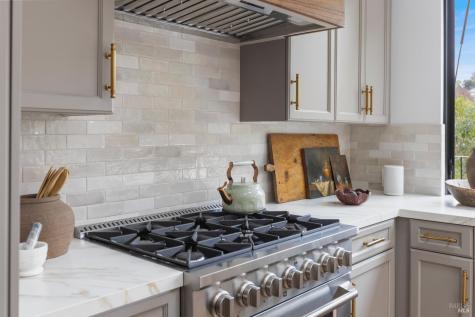 30 Hawthorne Avenue San Anselmo CA 94960