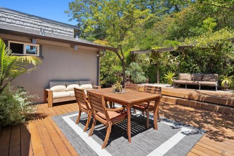 349 Fairhills Drive San Rafael CA 94901