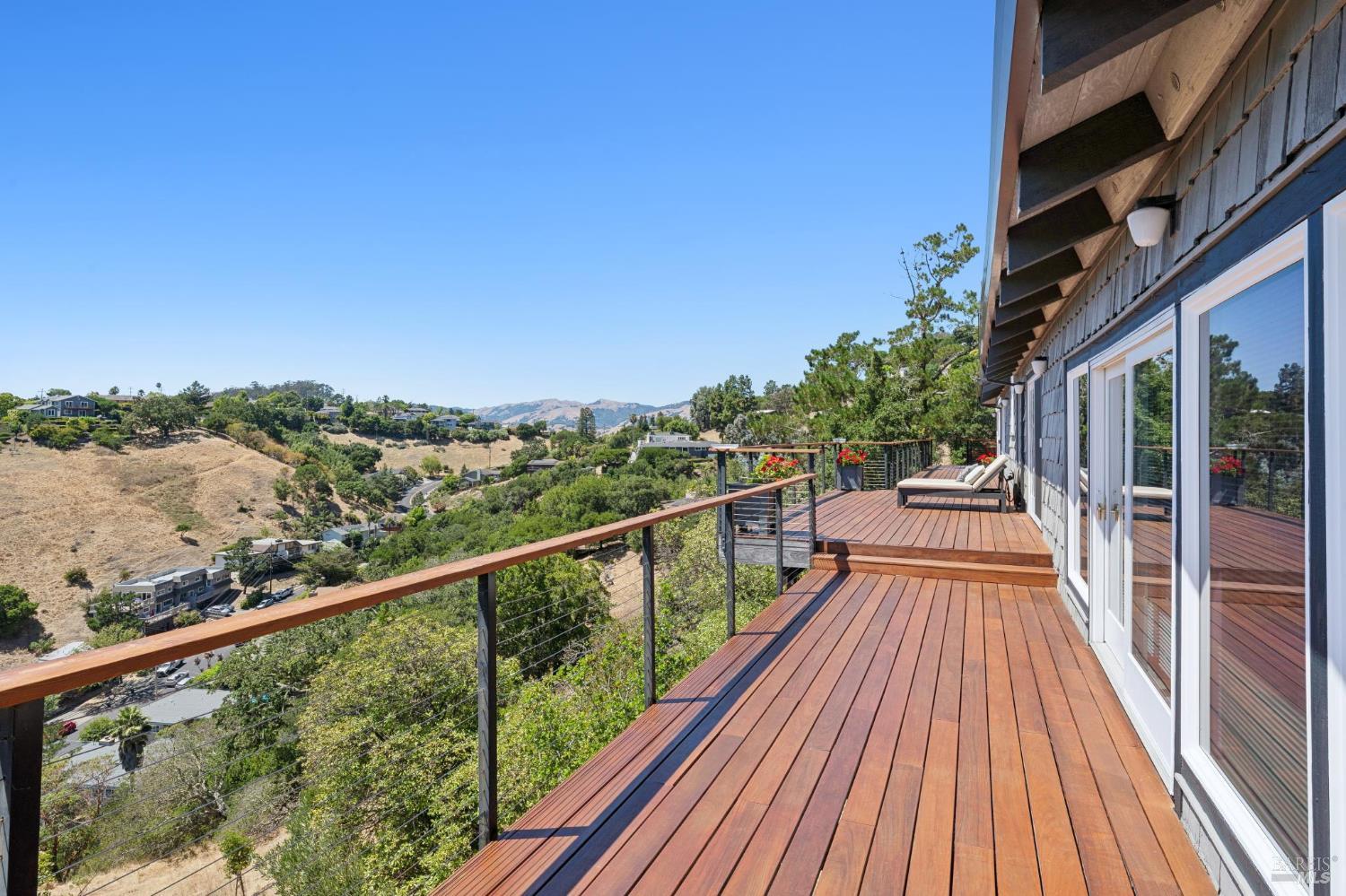 349 Fairhills Drive San Rafael CA 94901