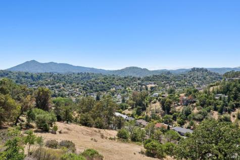 349 Fairhills Drive San Rafael CA 94901