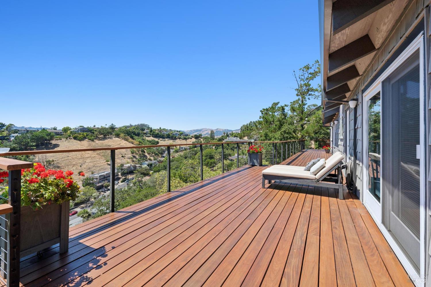 349 Fairhills Drive San Rafael CA 94901